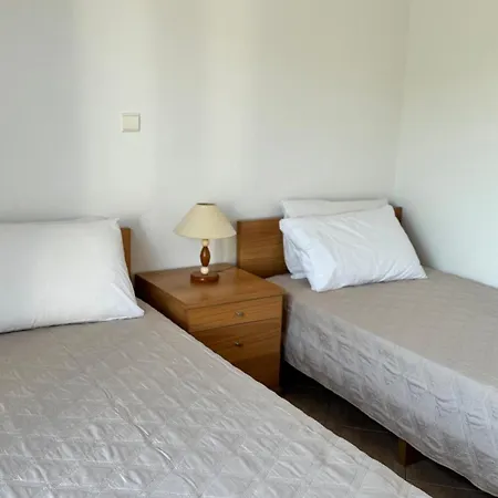 Limnes Seaside Retreat *